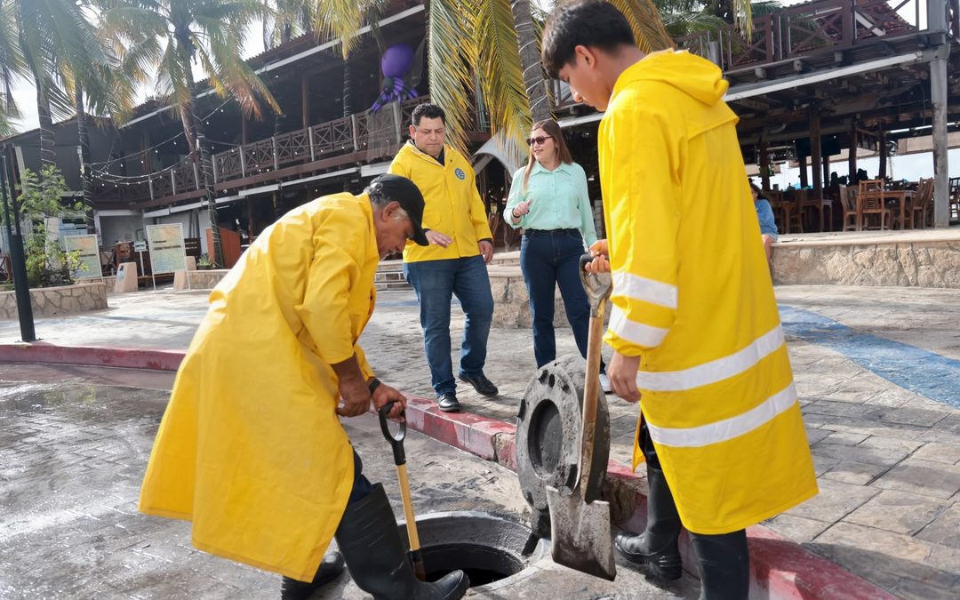 Isla del Mar Magaña supervisa acciones preventivas y de atención ante las constantes lluvias en Isla Mujeres