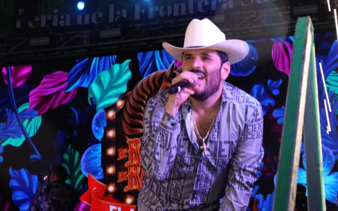 La Expofer 2026 vive otra gran noche con la presentación de El Komander.